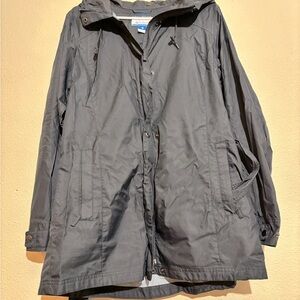 L Columbia Hip-length Rain Jacket